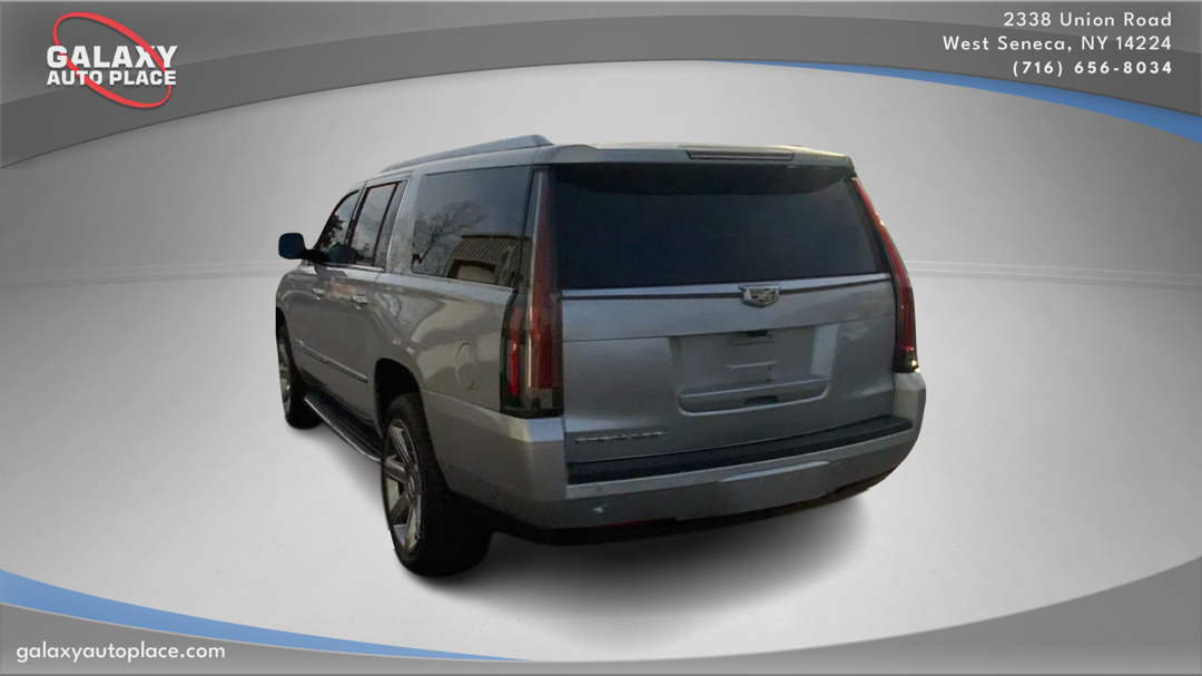 2020 Cadillac Escalade ESV Luxury photo 4