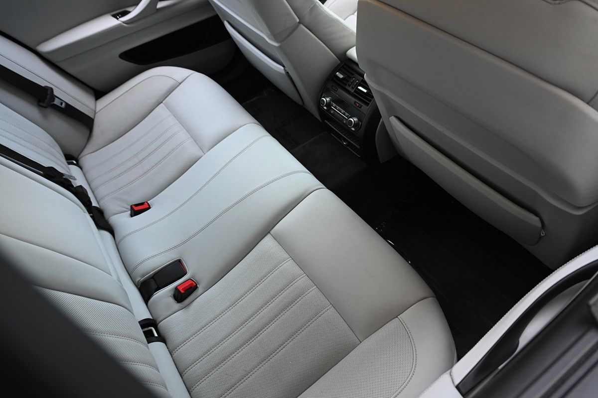 2013 Bmw M5 5 Sedan photo 16