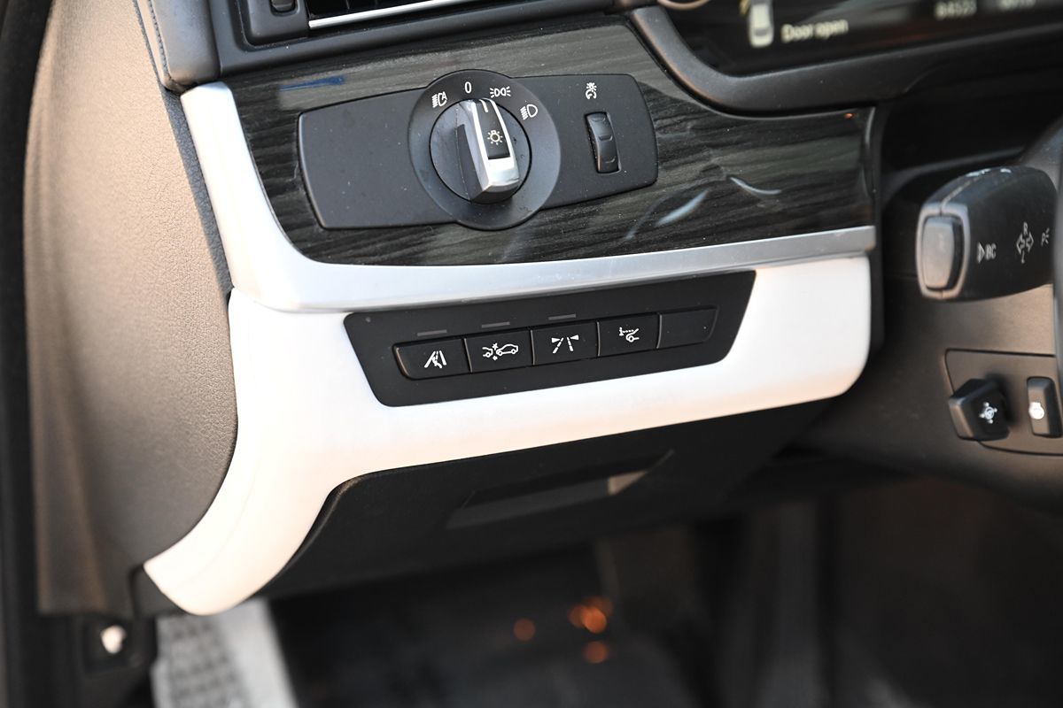 2013 Bmw M5 5 Sedan photo 24