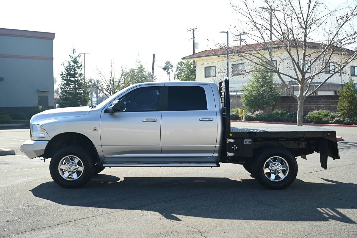 2012 RAM Ram 3500 Pickup SLT - Photo 4