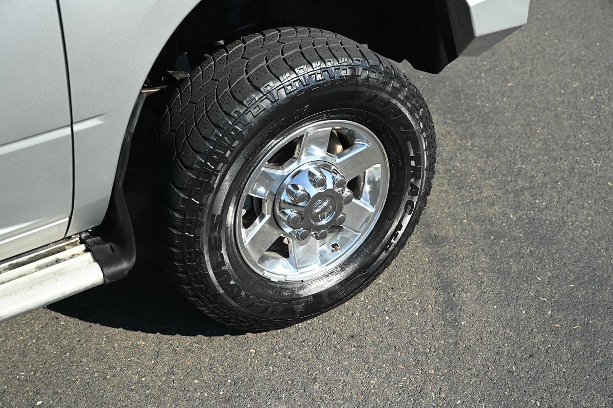 2012 RAM Ram 3500 Pickup SLT - Photo 9