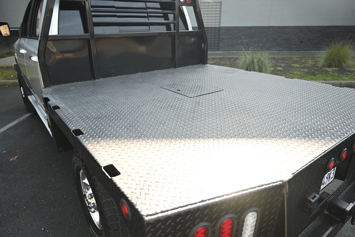 2012 RAM Ram 3500 Pickup SLT - Photo 16