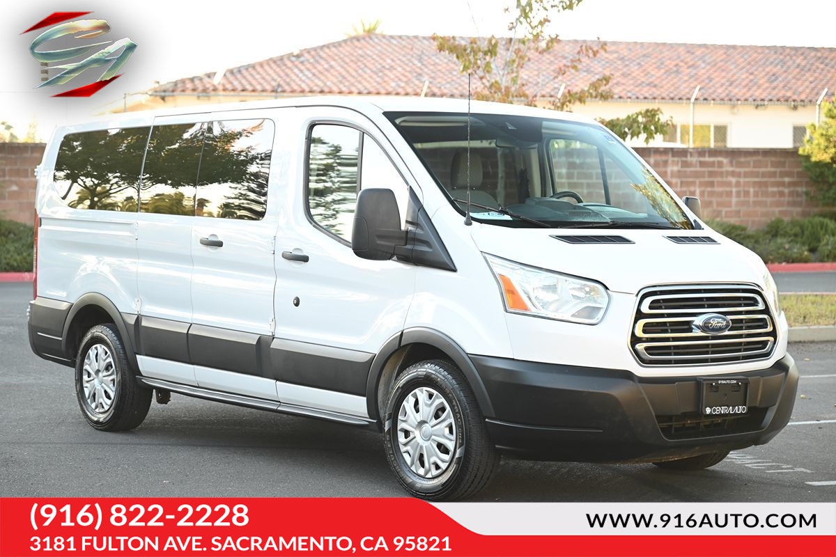 2015 Ford Transit Wagon XLT