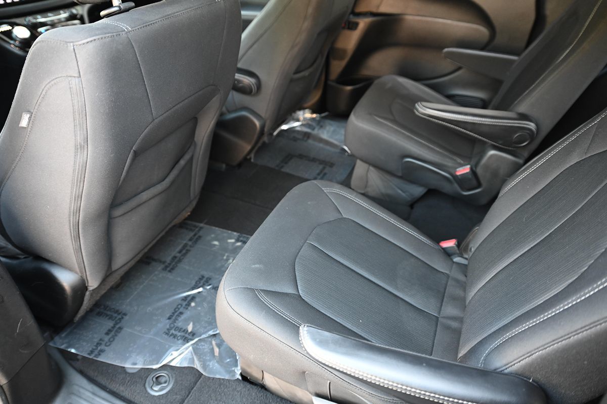 2018 Chrysler Pacifica Touring Plus photo 19