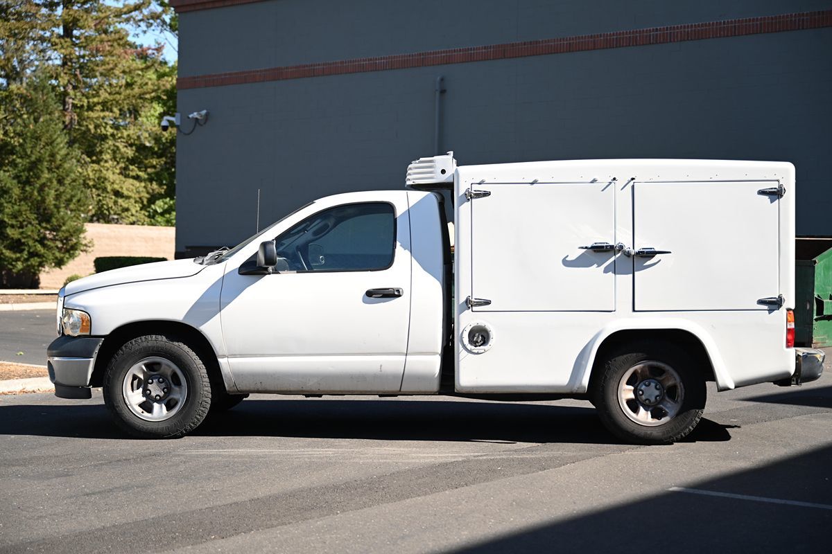2003 Dodge Ram SLT photo 3