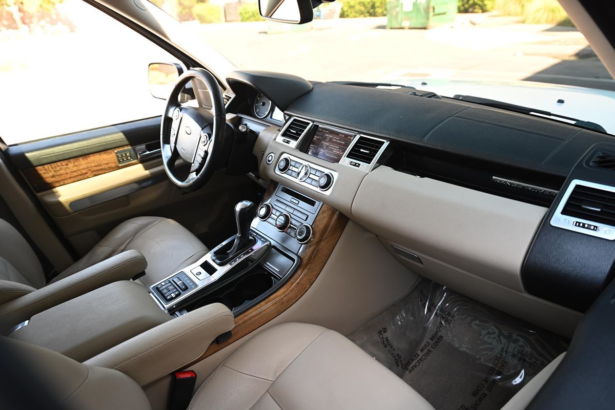 2012 Land Rover Range Rover Sport HSE - Photo 12