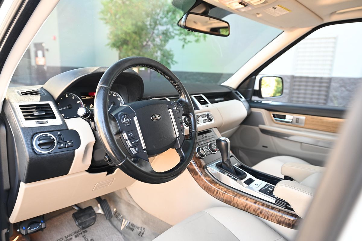 2012 Land Rover Range Rover Sport HSE - Photo 17