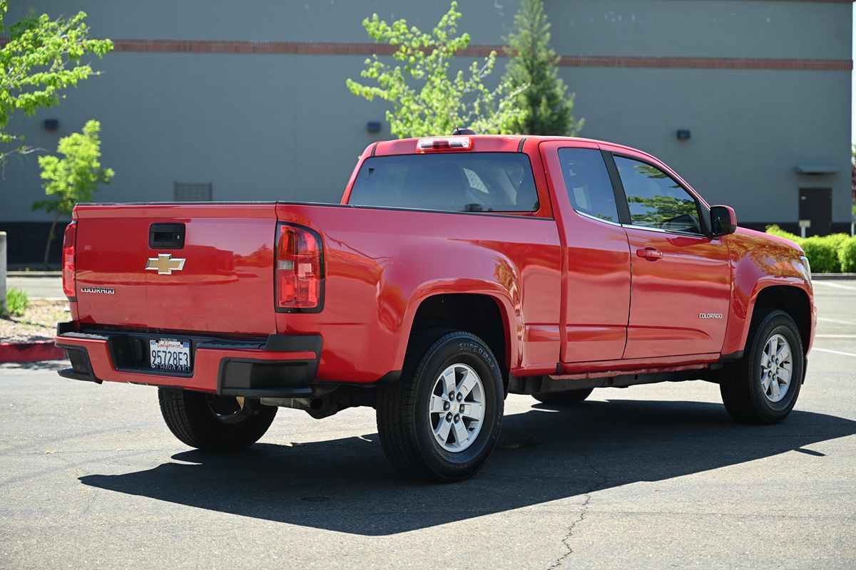 2017 Chevrolet Colorado Work Truck photo 7