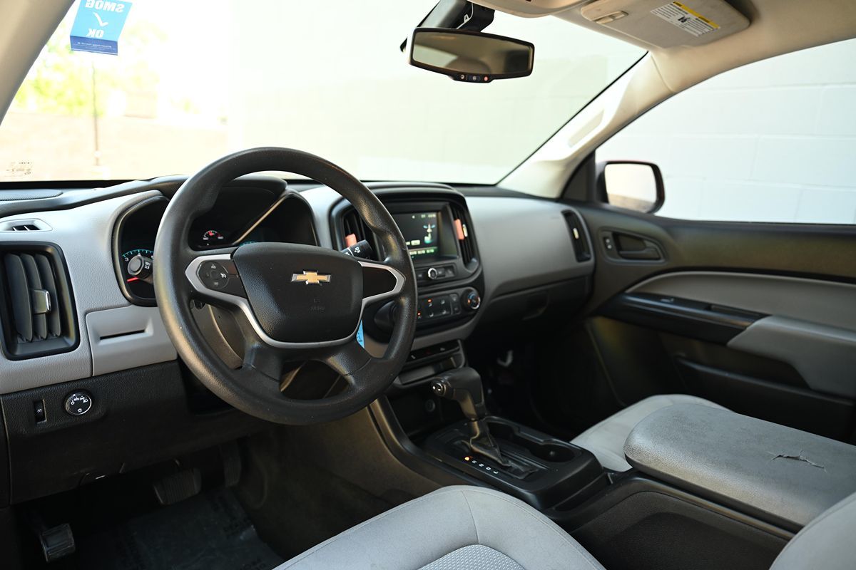 2017 Chevrolet Colorado Work Truck photo 15