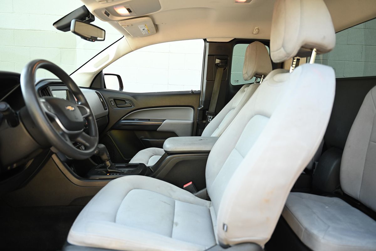 2017 Chevrolet Colorado Work Truck photo 16