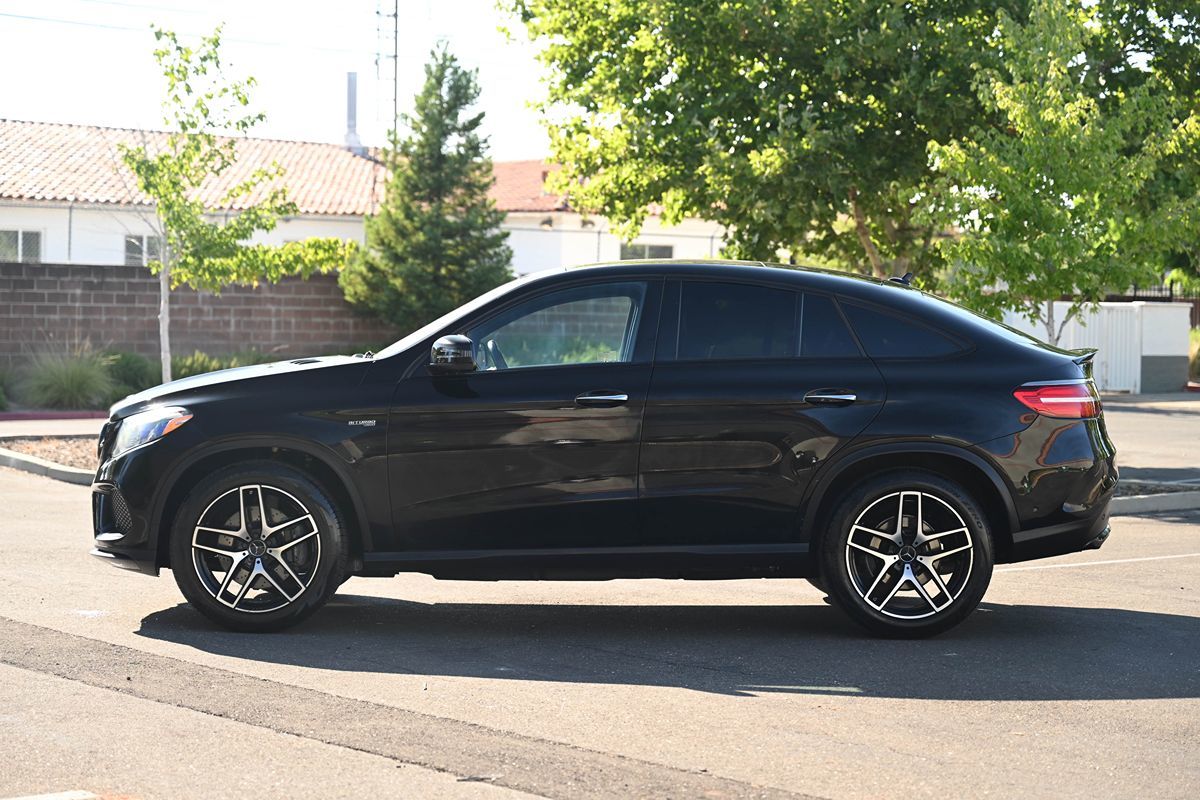 2019 Mercedes Benz GLE AMG 43 photo 4