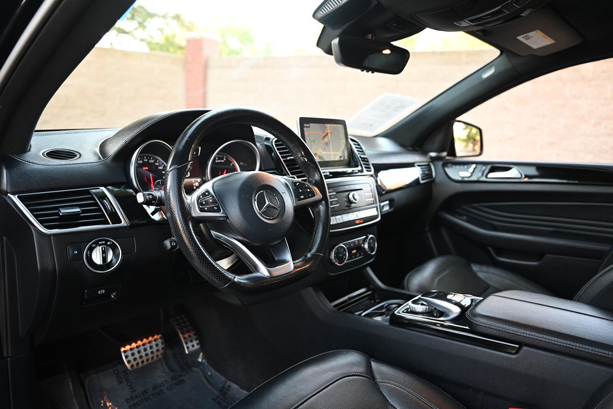 2019 Mercedes Benz GLE AMG 43 photo 19