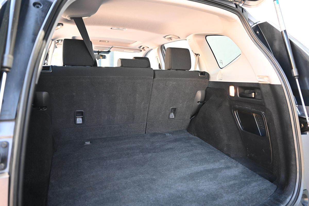 2022 Honda CR-V Hybrid EX photo 15