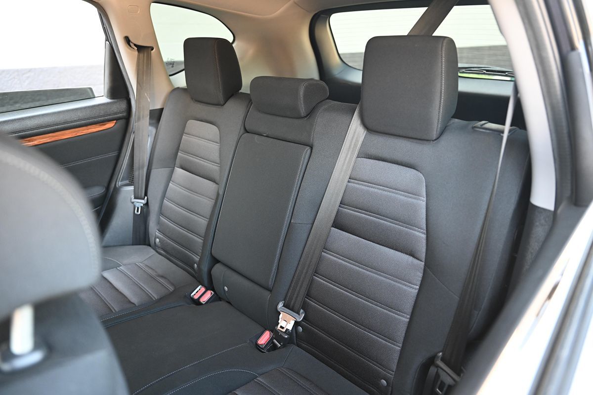 2022 Honda CR-V Hybrid EX photo 16