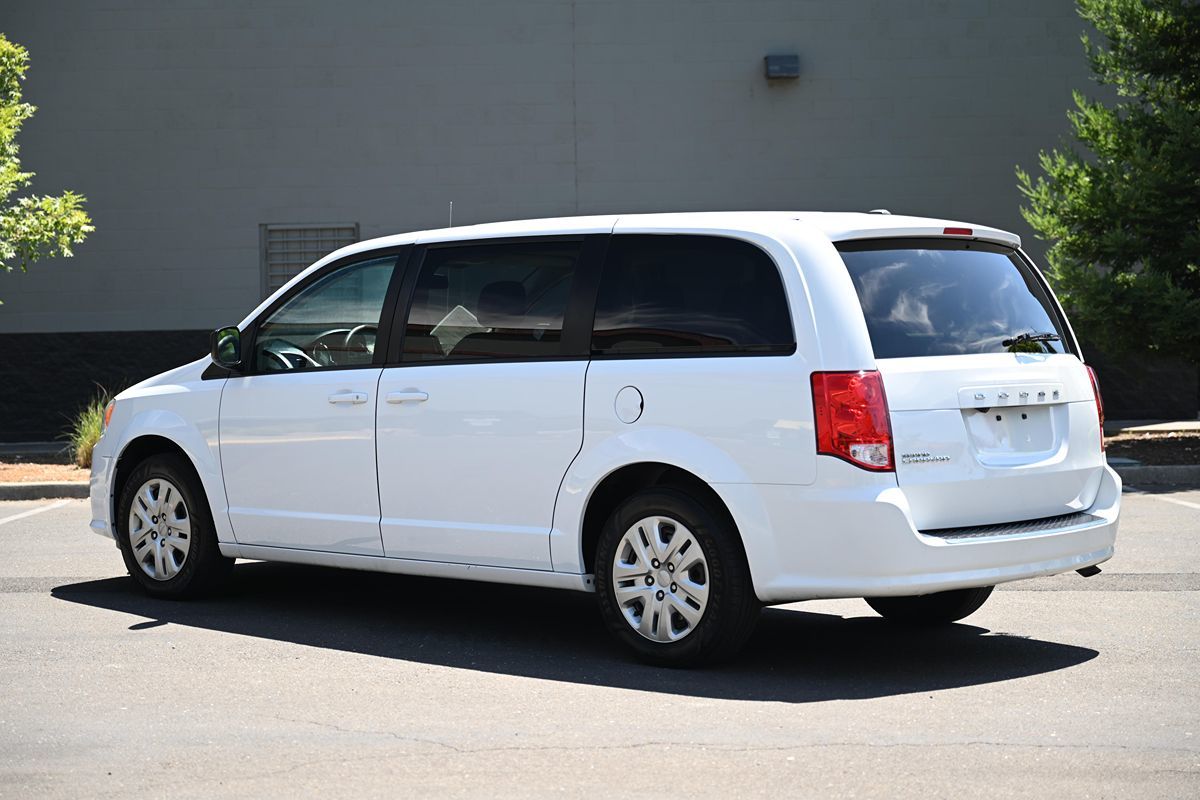 2018 Dodge Grand Caravan SE photo 5