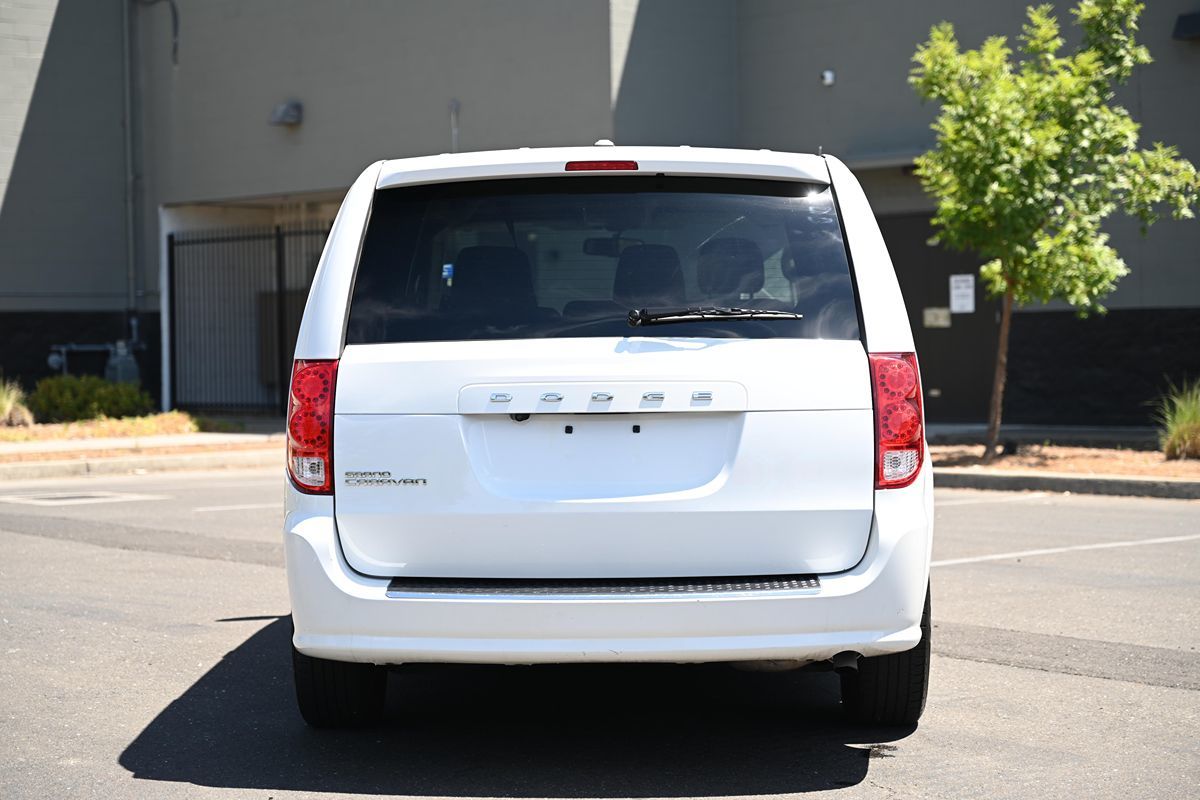 2018 Dodge Grand Caravan SE photo 6
