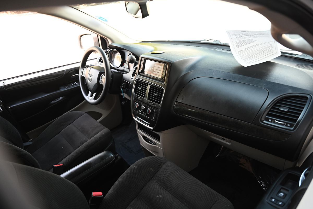 2018 Dodge Grand Caravan SE photo 11