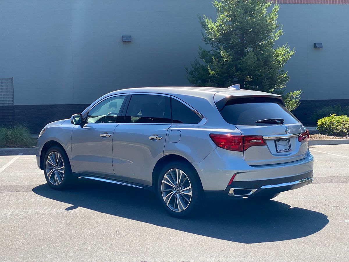 2017 Acura MDX SH-AWD Technology photo 5