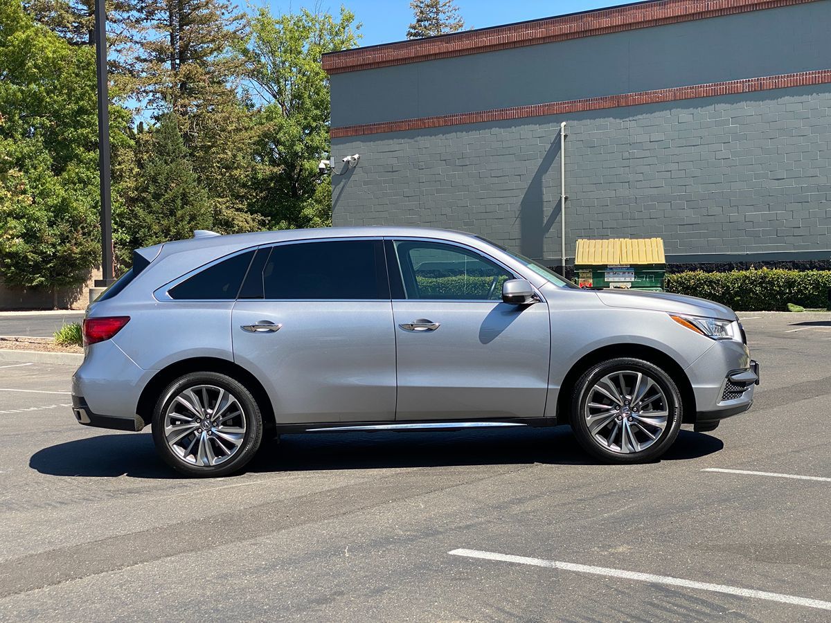 2017 Acura MDX SH-AWD Technology photo 8