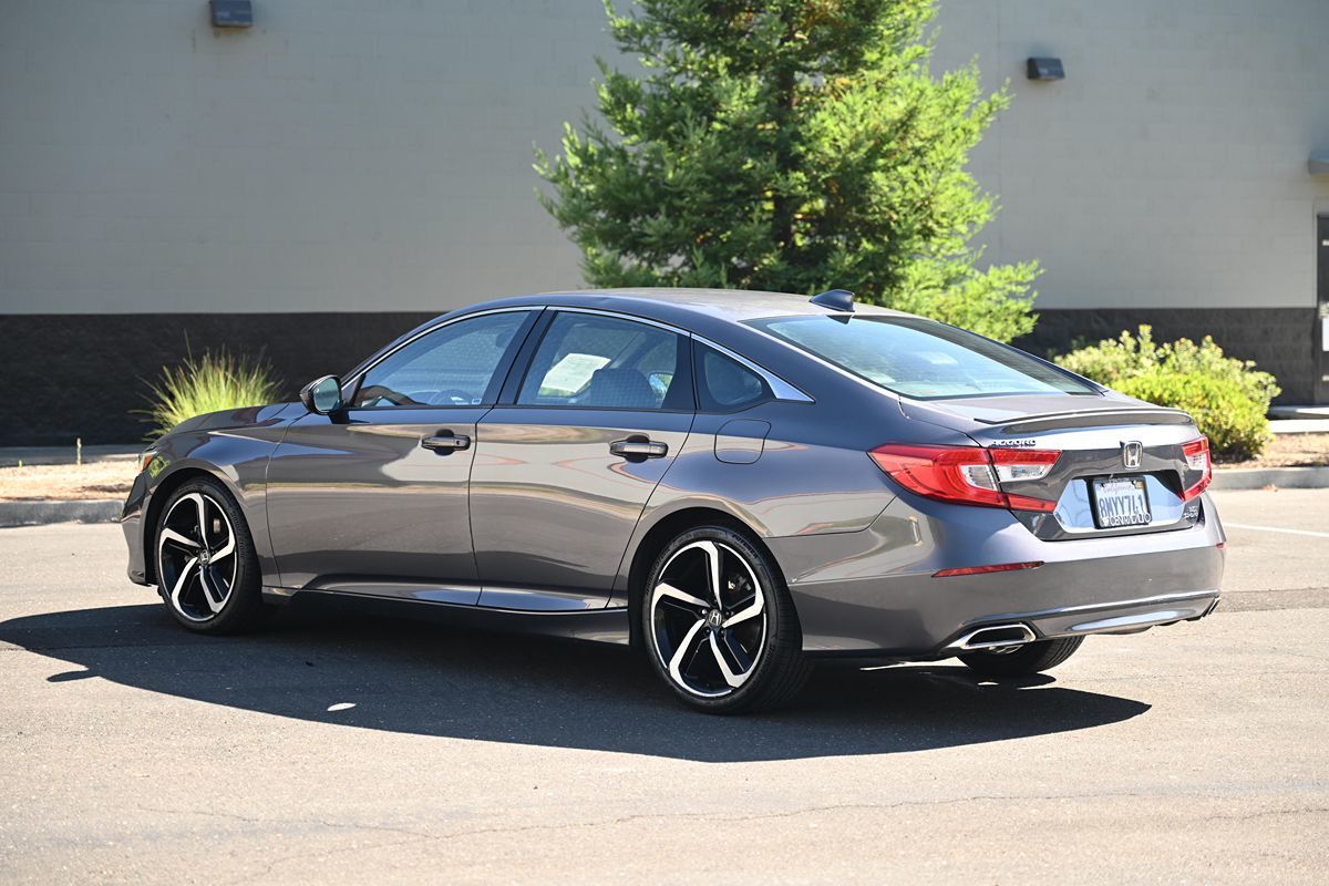 2019 Honda Accord Sport 2.0T photo 5