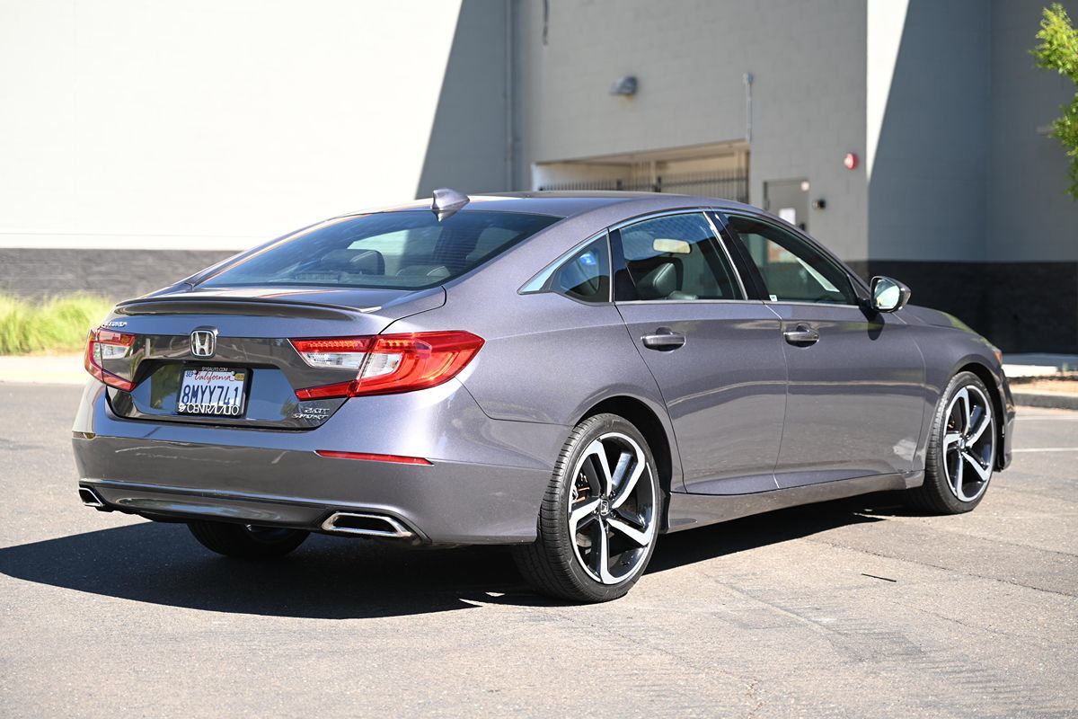 2019 Honda Accord Sport 2.0T photo 7