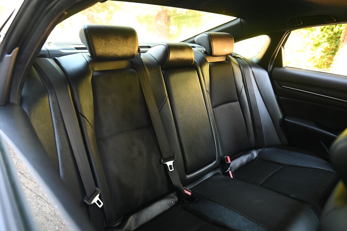 2019 Honda Accord Sport 2.0T photo 13