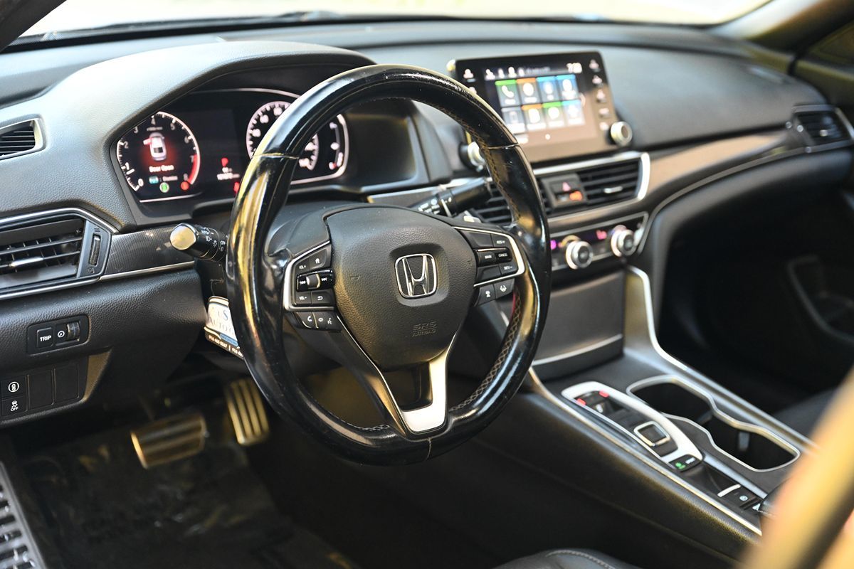 2019 Honda Accord Sport 2.0T photo 22