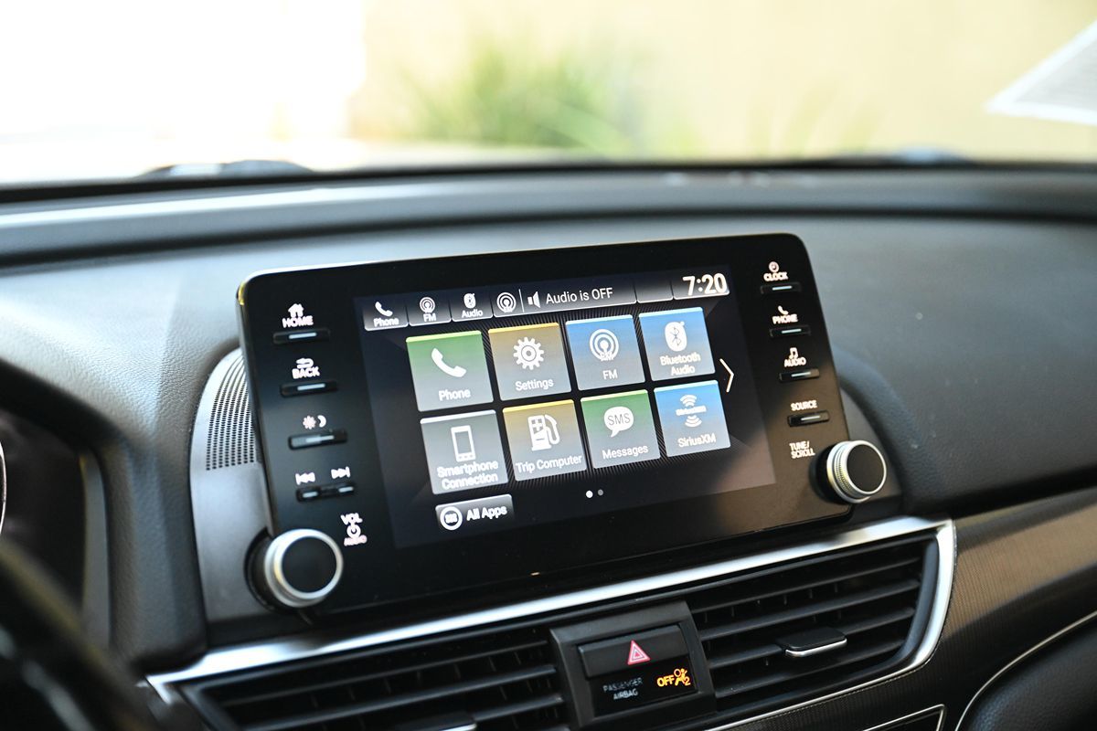 2019 Honda Accord Sport 2.0T photo 24