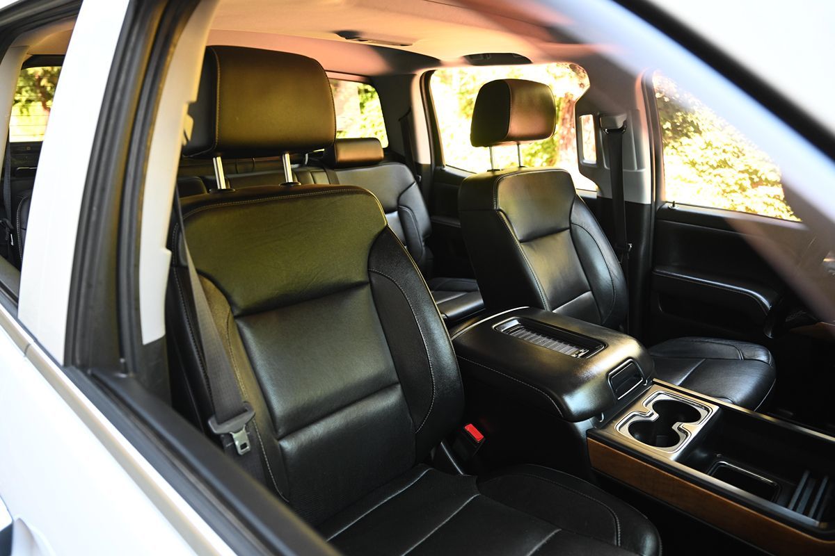2018 Chevrolet Silverado 3500HD LTZ photo 13