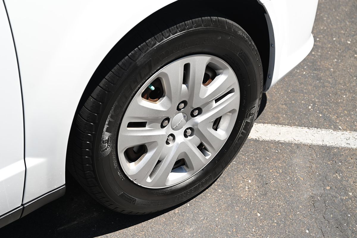 2014 Dodge Grand Caravan SE photo 9