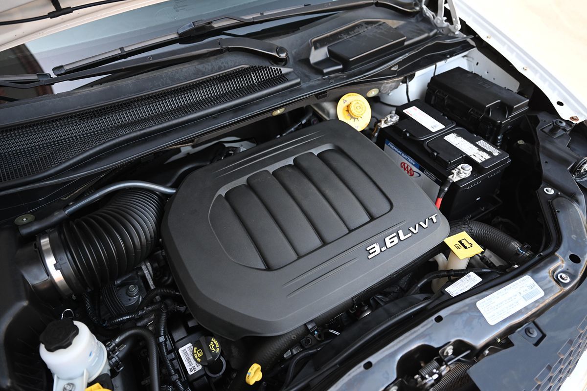 2014 Dodge Grand Caravan SE photo 11