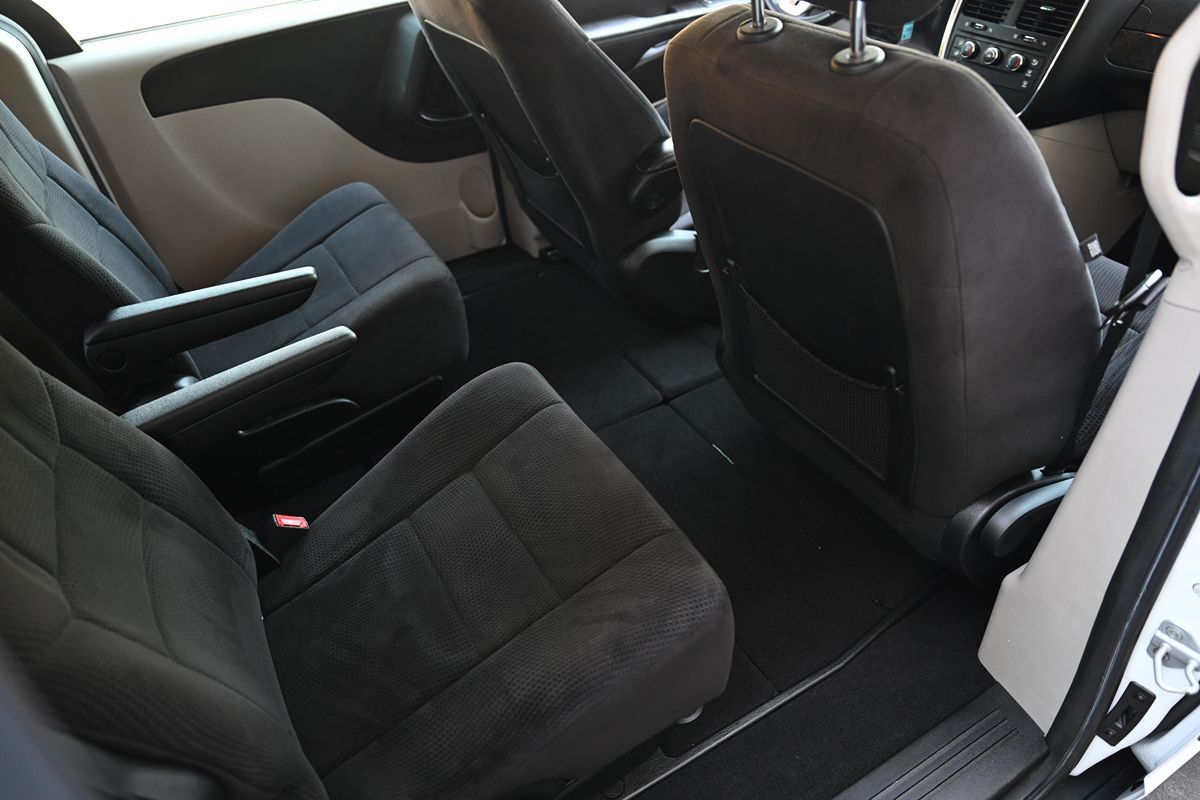 2014 Dodge Grand Caravan SE photo 15
