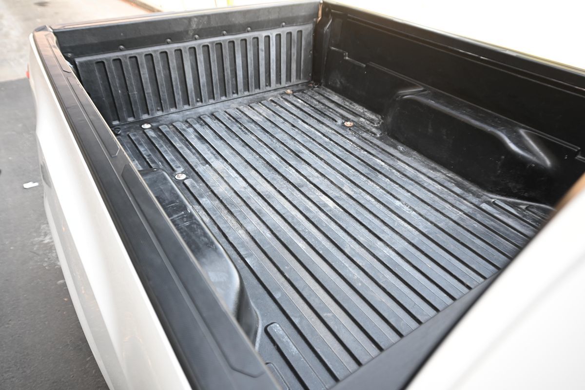 2022 Toyota Tacoma SR5 photo 14
