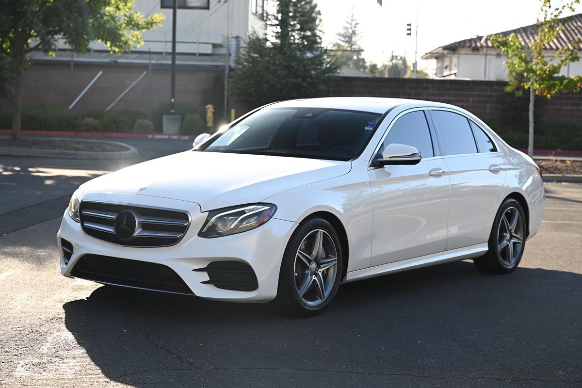 2017 Mercedes Benz E 300 Sport Sedan photo 4