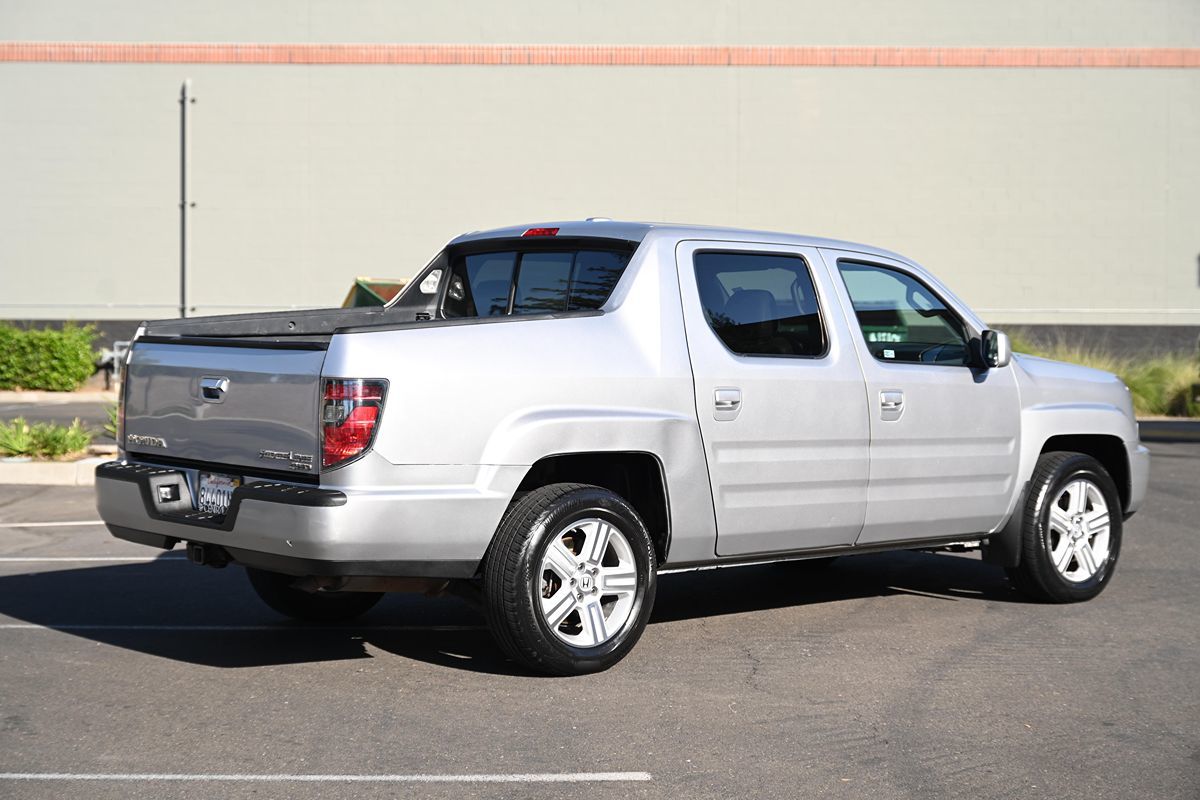 2013 Honda Ridgeline RTL photo 4