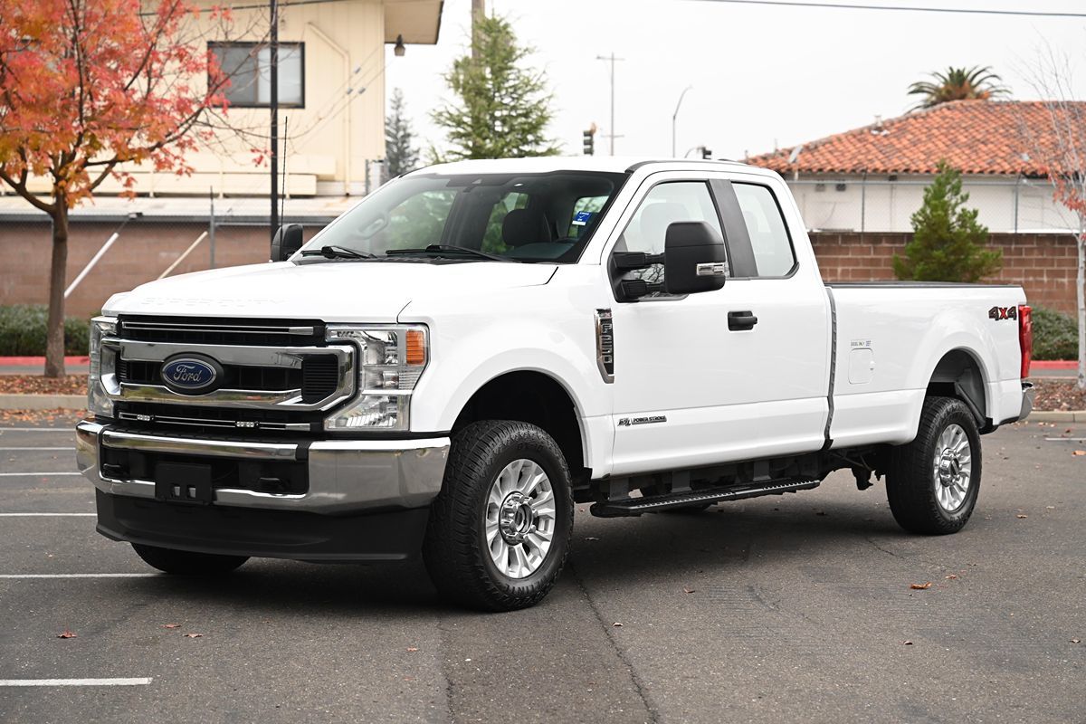 2022 Ford F-250 XL photo 3