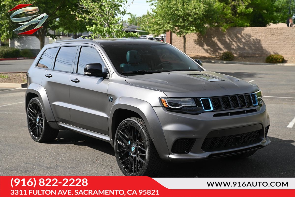 2020 Jeep Grand Cherokee Trackhawk's photo