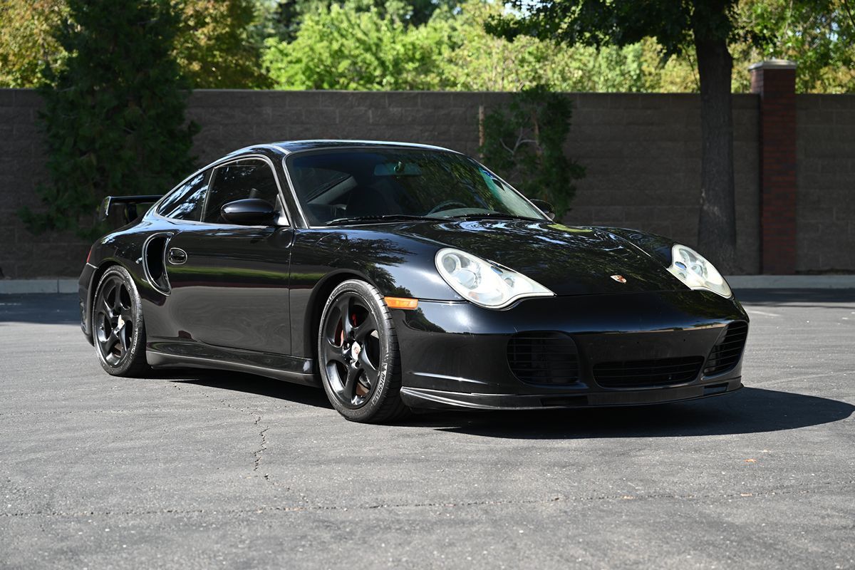 【MAXICHAMPS】Porsche 911 Turbo Black Porsche 911 Turbo 5 Gang 1989 - elferspot.com - Marketplace