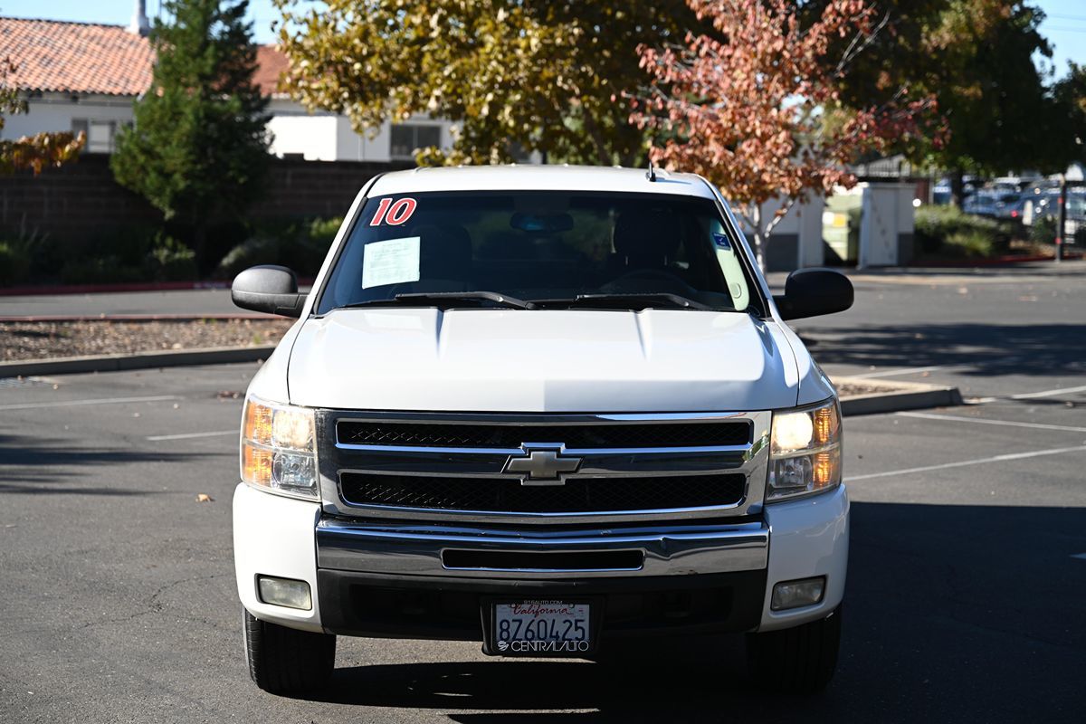 2010 Chevrolet Silverado 1500 LT - Photo 2