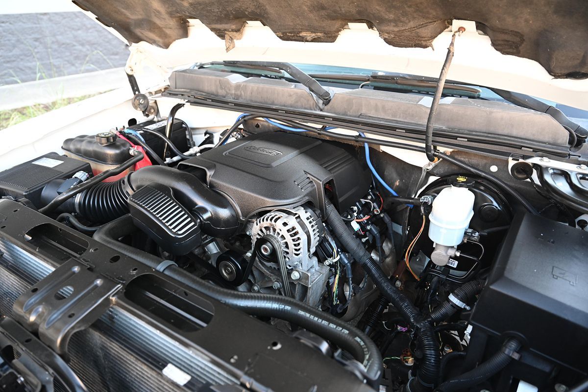 2010 Chevrolet Silverado 1500 LT - Photo 10