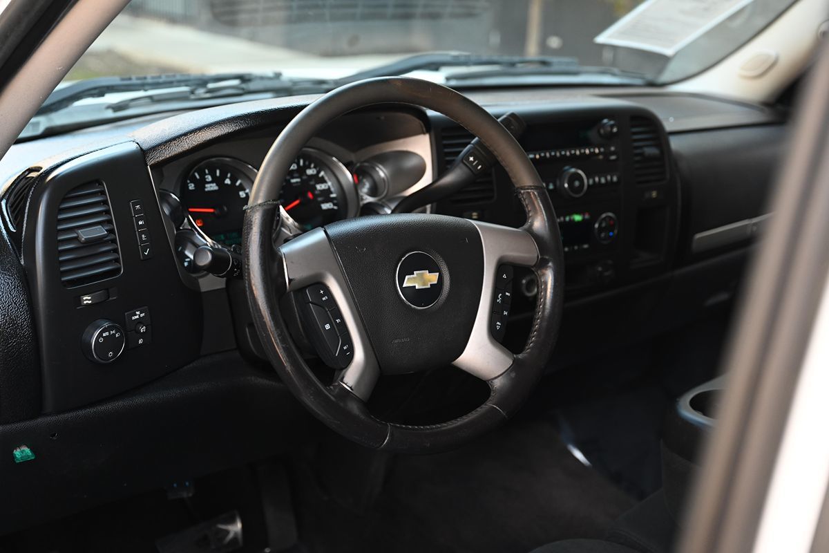 2010 Chevrolet Silverado 1500 LT - Photo 21