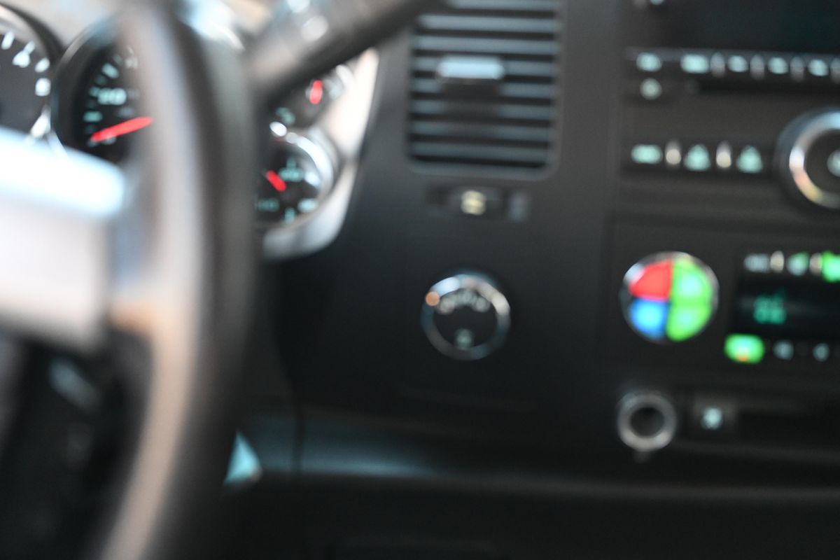 2010 Chevrolet Silverado 1500 LT - Photo 25