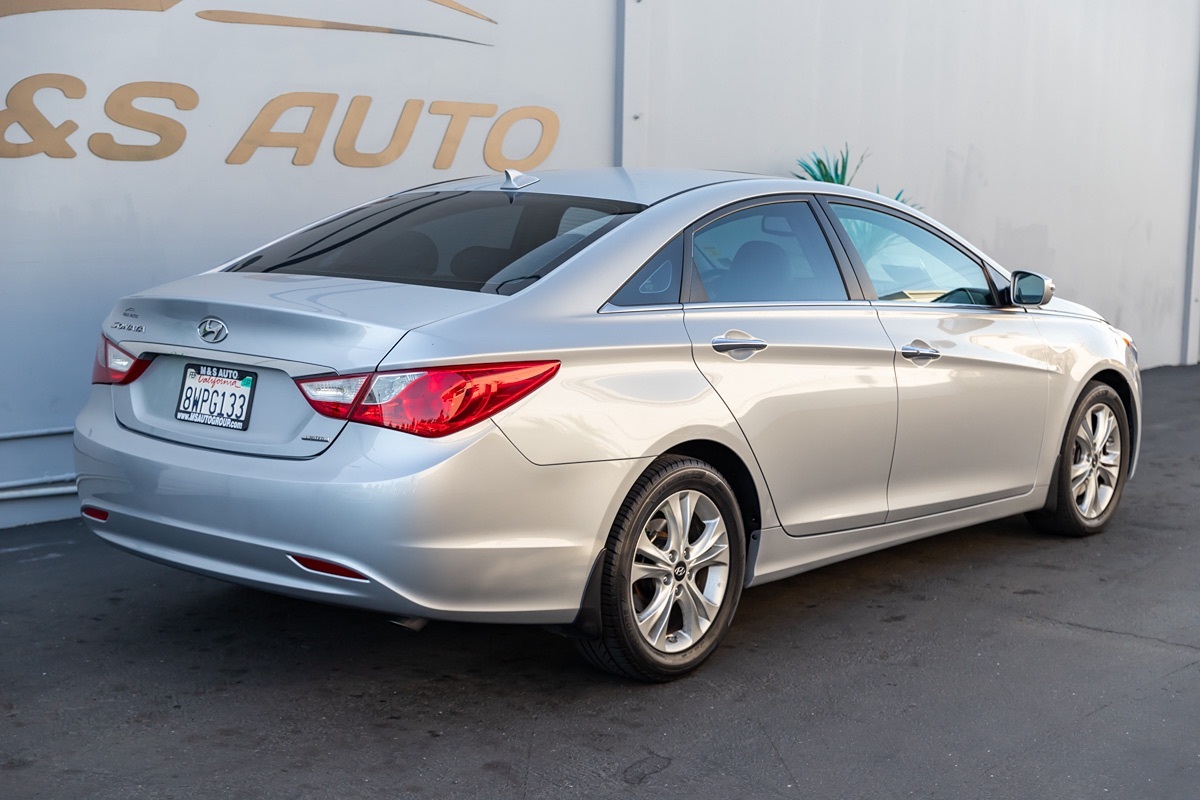 Sold 2013 Hyundai Sonata Limited PZEV in Sacramento, image size:1200x800