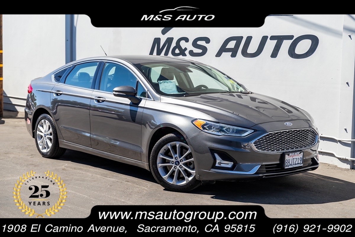 2019 Ford Fusion Energi Titanium