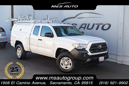 2016 Toyota Tacoma SR