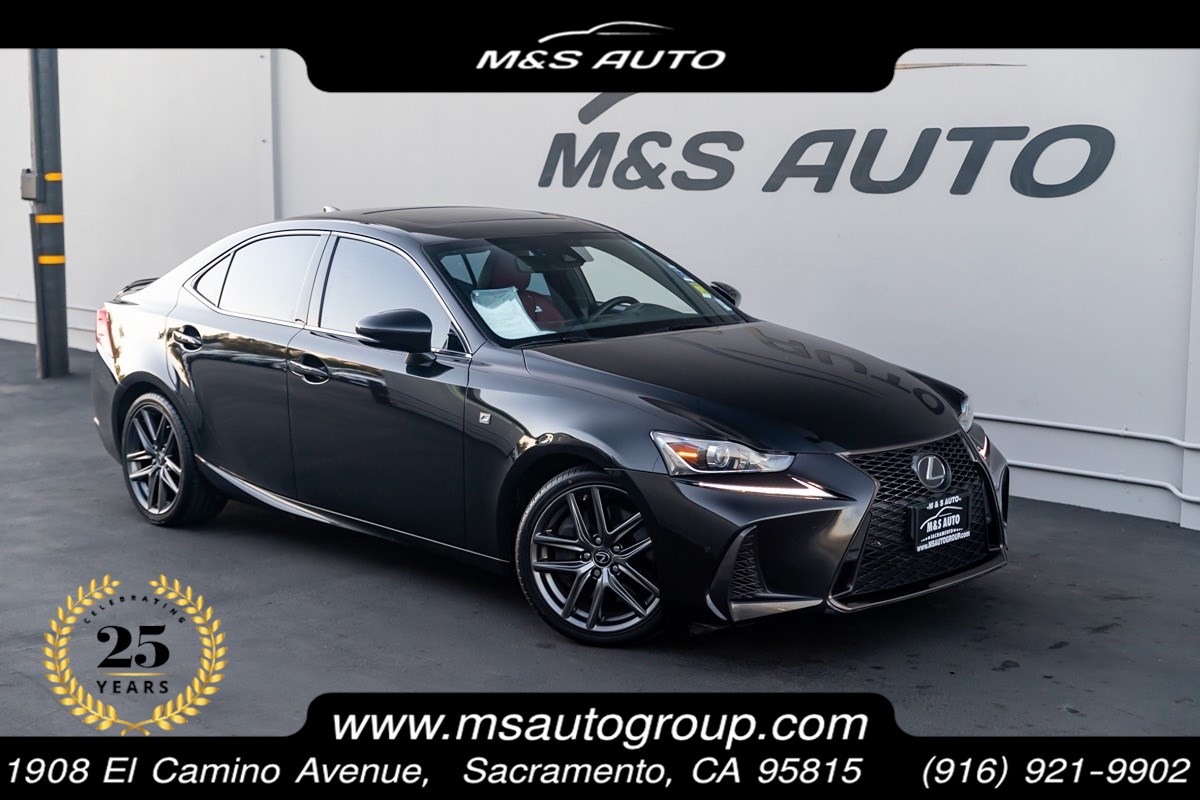 2018 Lexus IS 300 IS 300 RWD