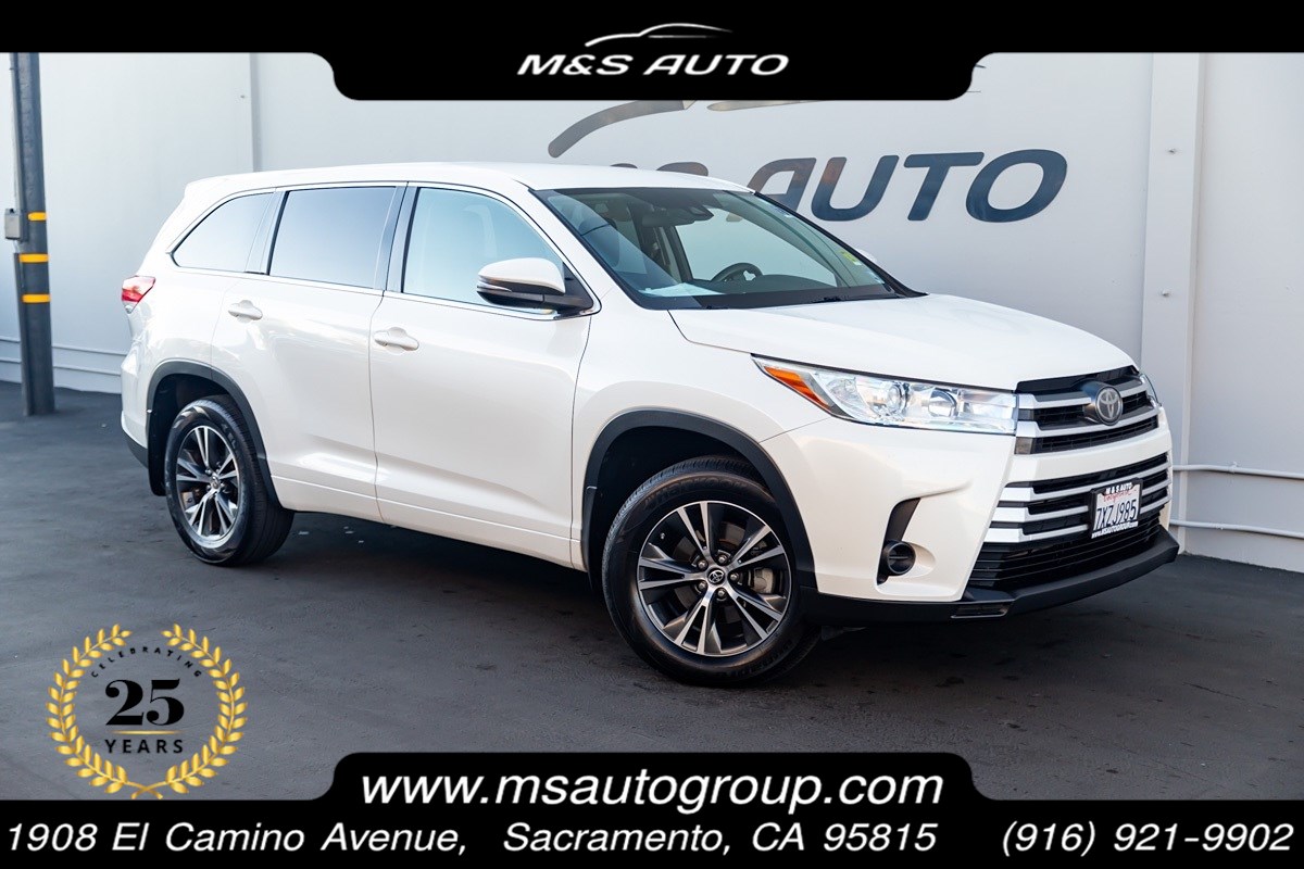 2017 Toyota Highlander LE