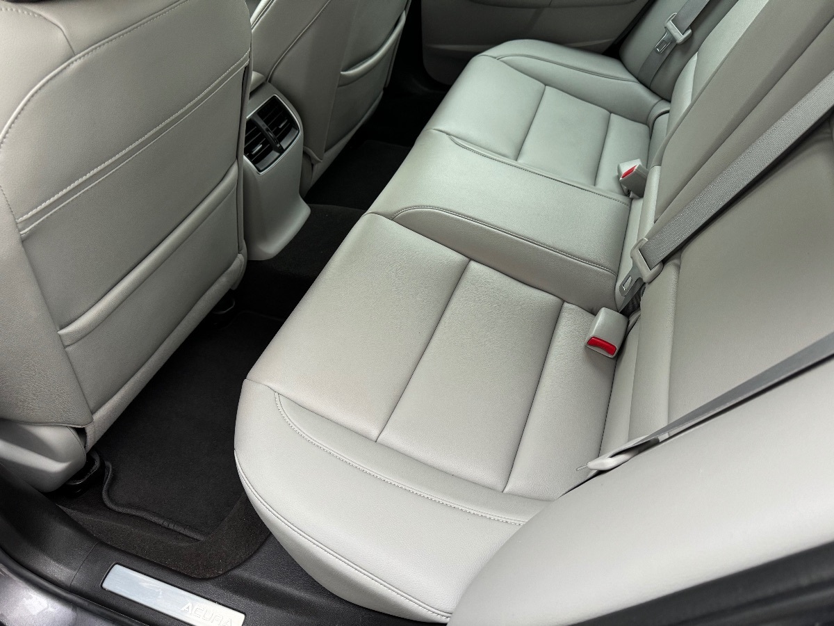 2020 Acura TLX Base photo 15