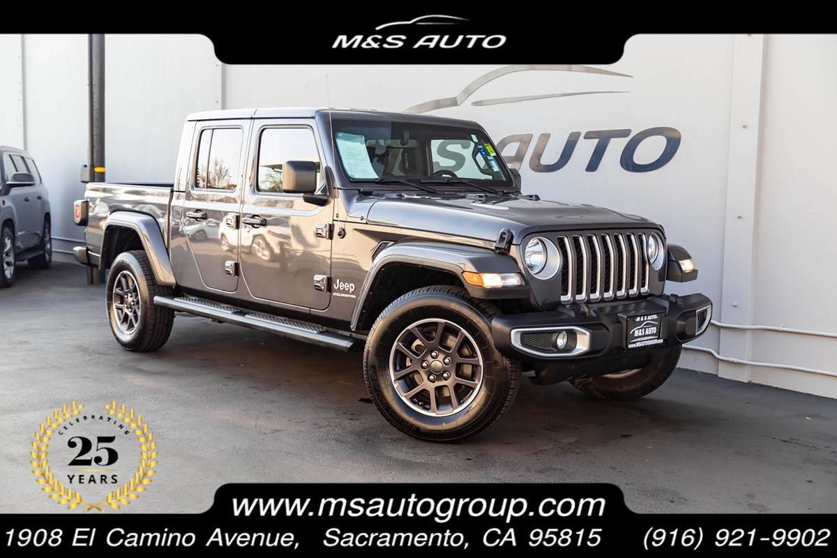 2023 Jeep Gladiator Overland