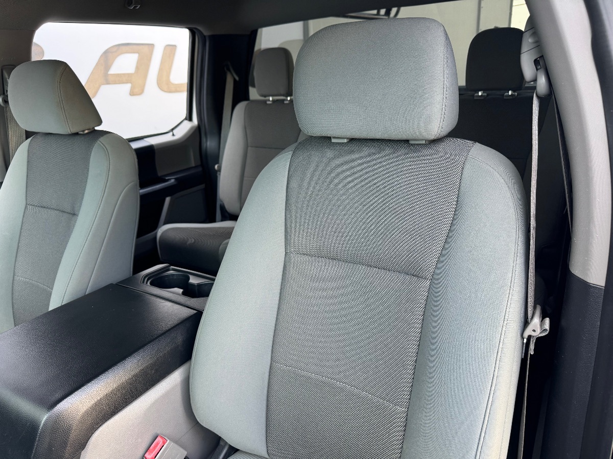 2020 Ford F-150 XL photo 3